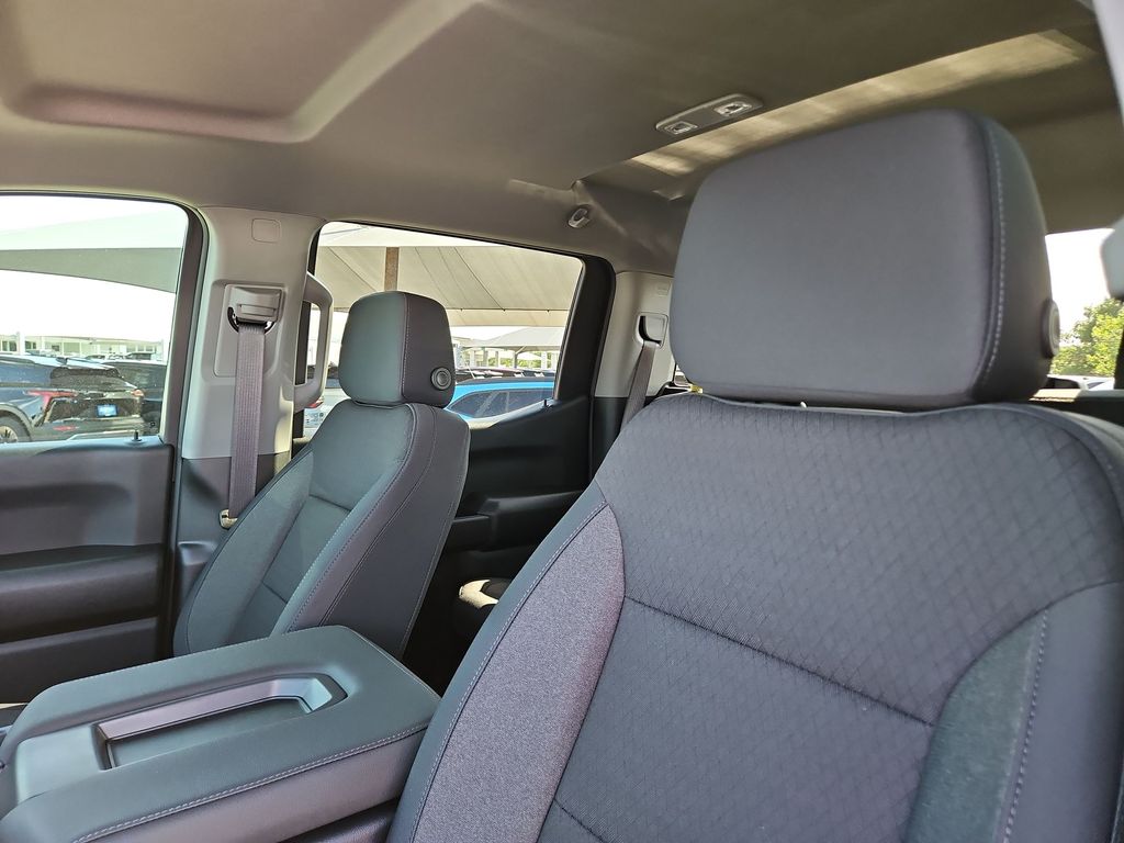 Thumbnail: 2026 Chevrolet Silverado 1500 - 8