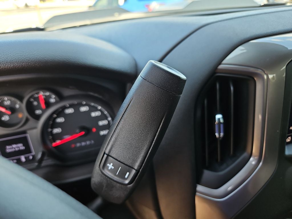 Thumbnail: 2026 Chevrolet Silverado 1500 - 21