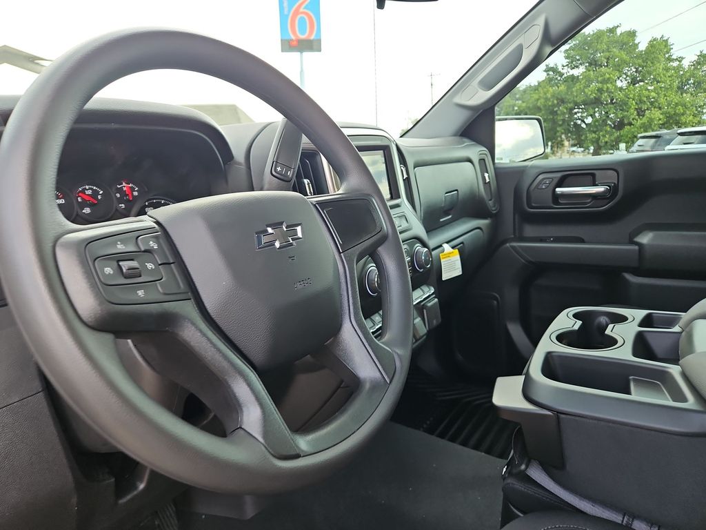 Thumbnail: 2026 Chevrolet Silverado 1500 - 2