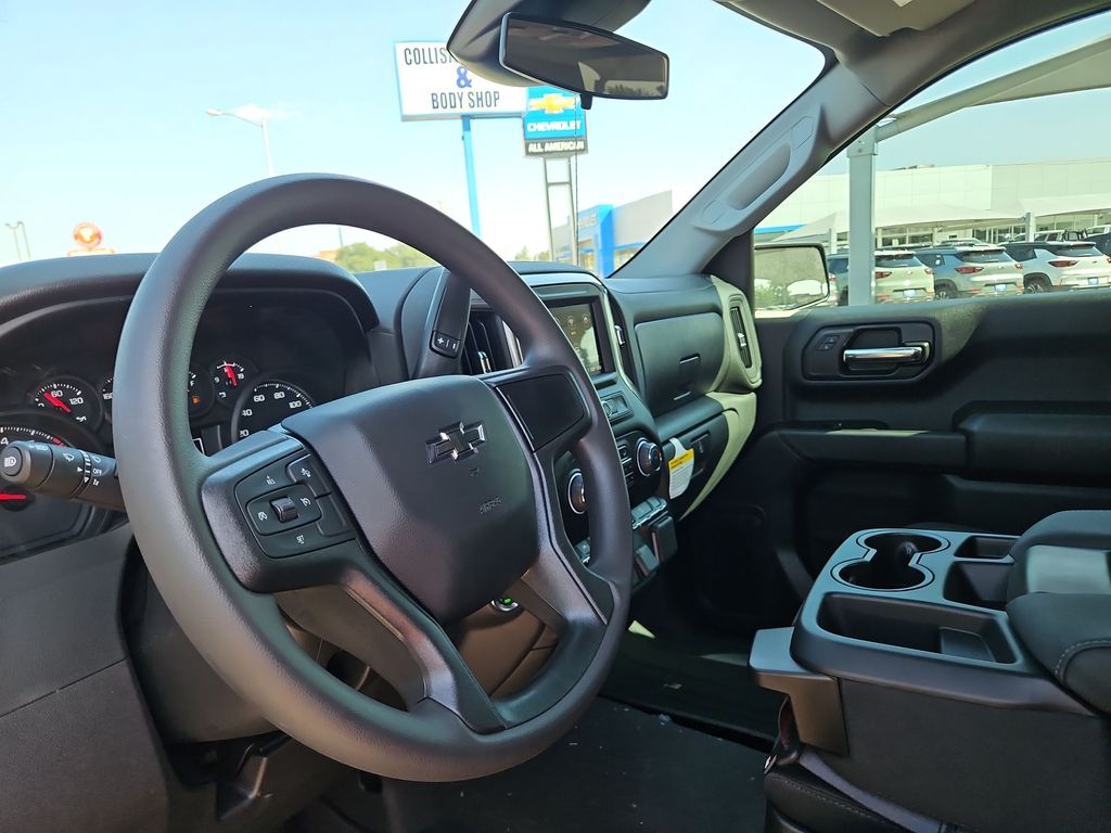 Thumbnail: 2026 Chevrolet Silverado 1500 - 2