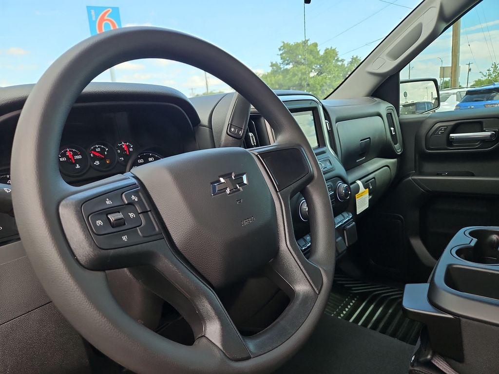 Thumbnail: 2026 Chevrolet Silverado 1500 - 2