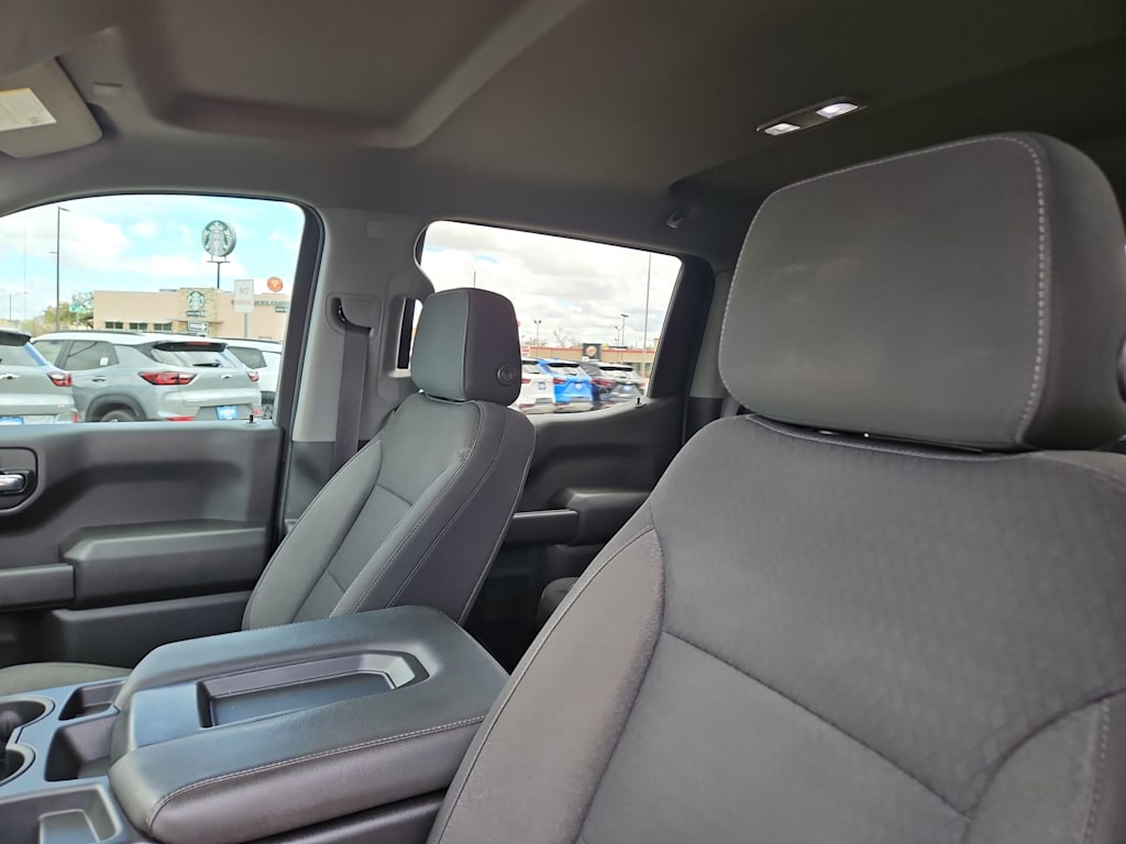 Thumbnail: 2022 Chevrolet Silverado 1500 - 11
