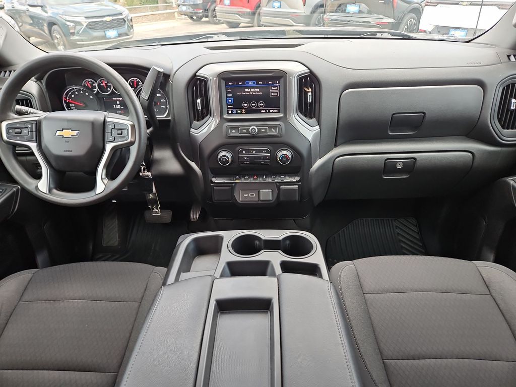 Thumbnail: 2022 Chevrolet Silverado 1500 - 10