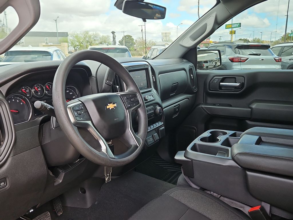Thumbnail: 2022 Chevrolet Silverado 1500 - 2