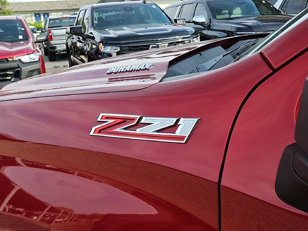 Thumbnail: 2023 Chevrolet Silverado 1500 - 6