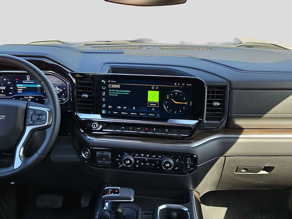 Thumbnail: 2024 Chevrolet Silverado 1500 - 12