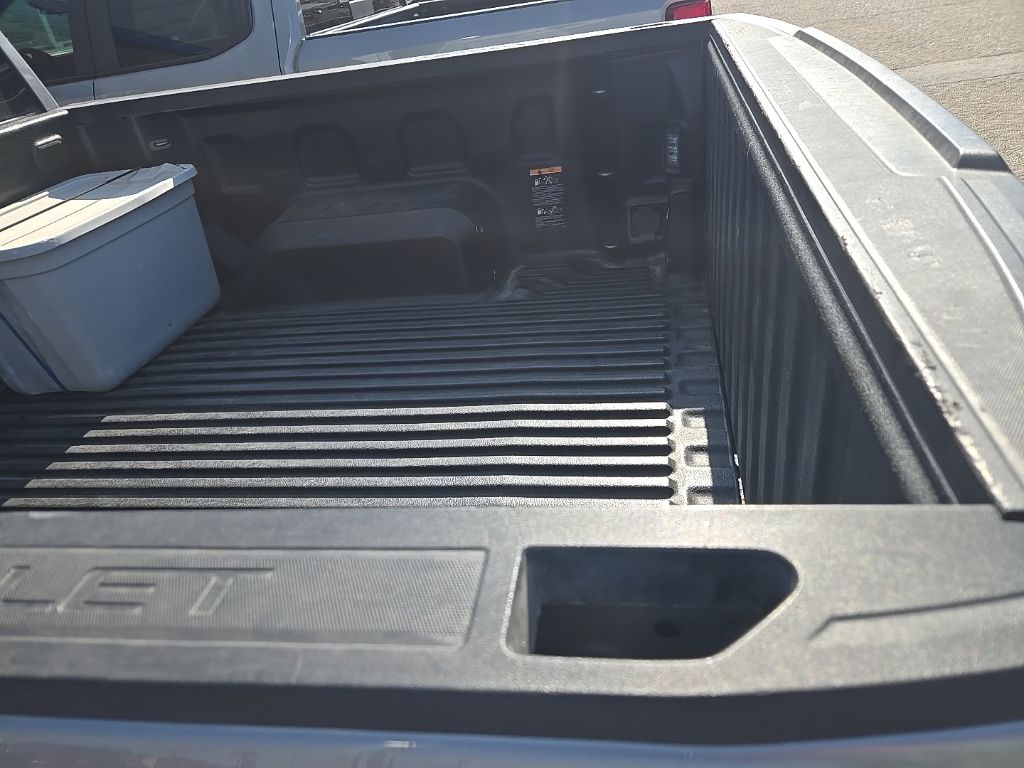 Thumbnail: 2023 Chevrolet Silverado 1500 - 7