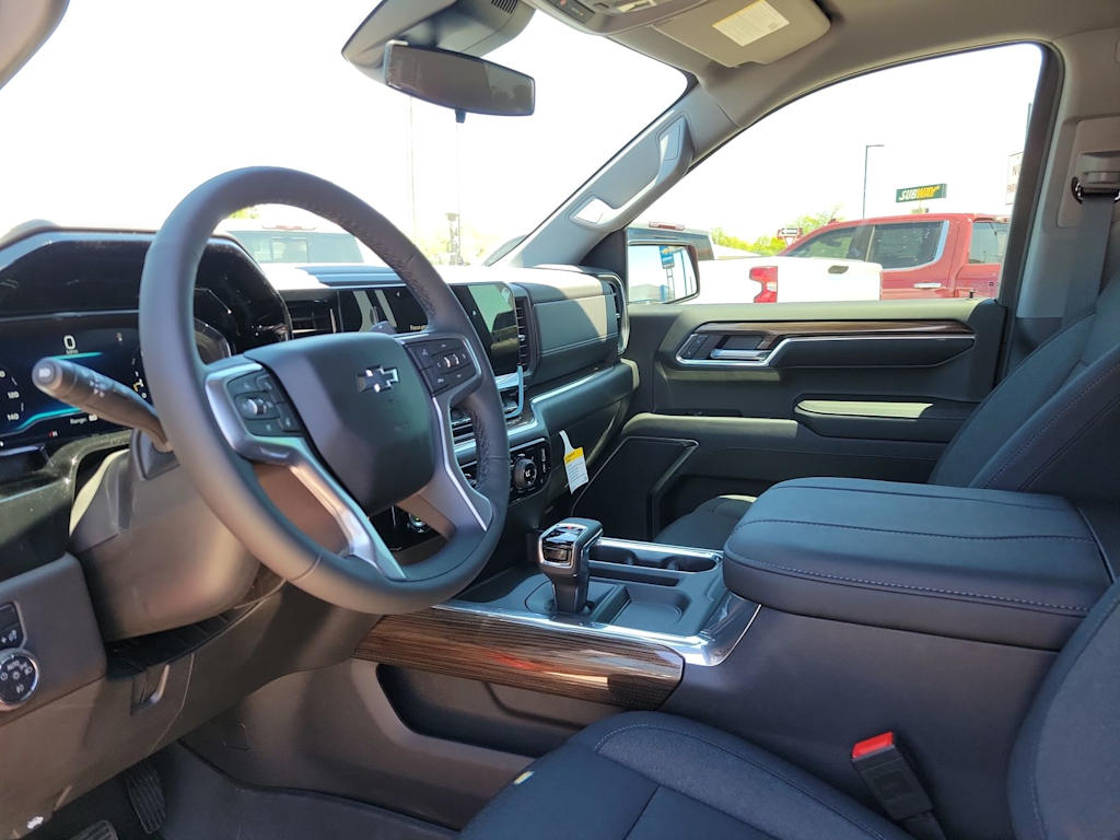 Thumbnail: 2023 Chevrolet Silverado 1500 - 2