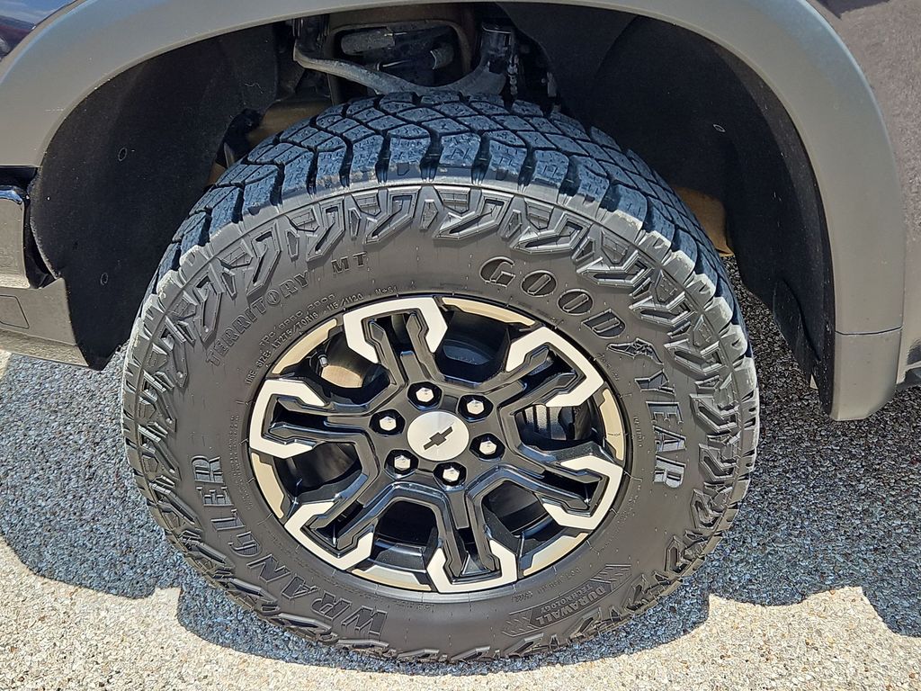 Thumbnail: 2023 Chevrolet Silverado 1500 - 8
