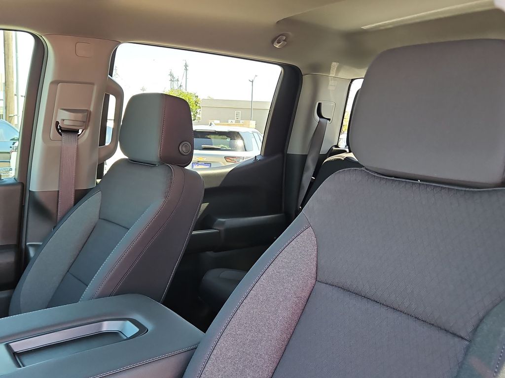 Thumbnail: 2026 Chevrolet Silverado 1500 - 8