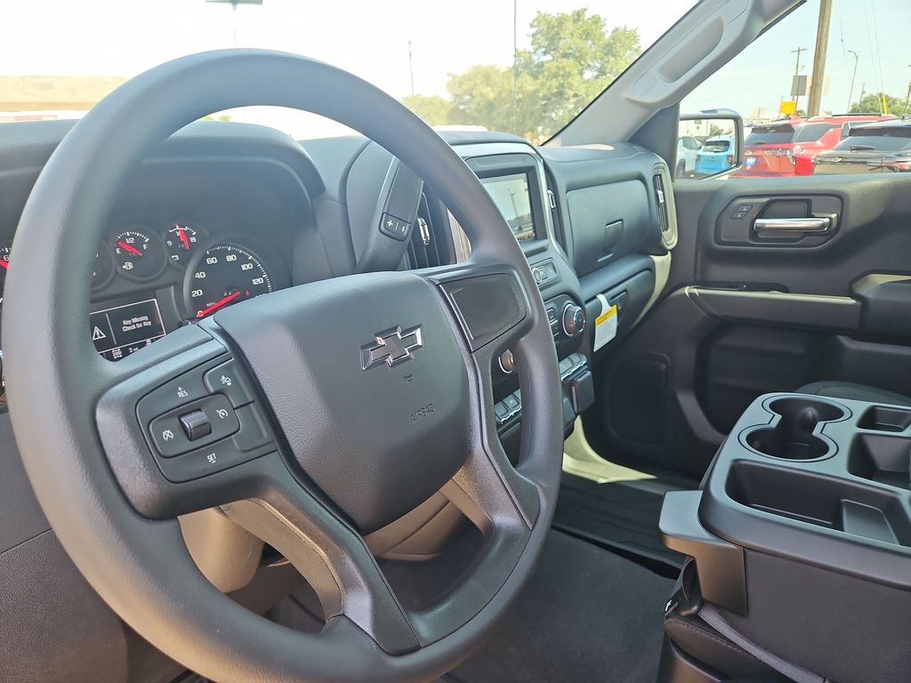 Thumbnail: 2026 Chevrolet Silverado 1500 - 2