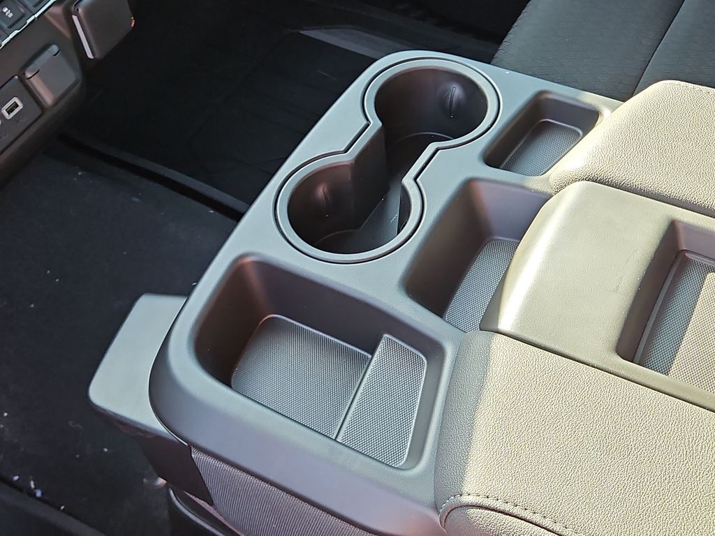Thumbnail: 2026 Chevrolet Silverado 1500 - 13