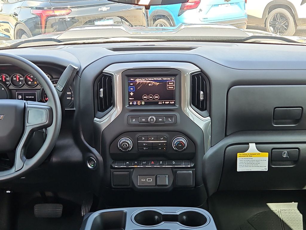 Thumbnail: 2026 Chevrolet Silverado 1500 - 11