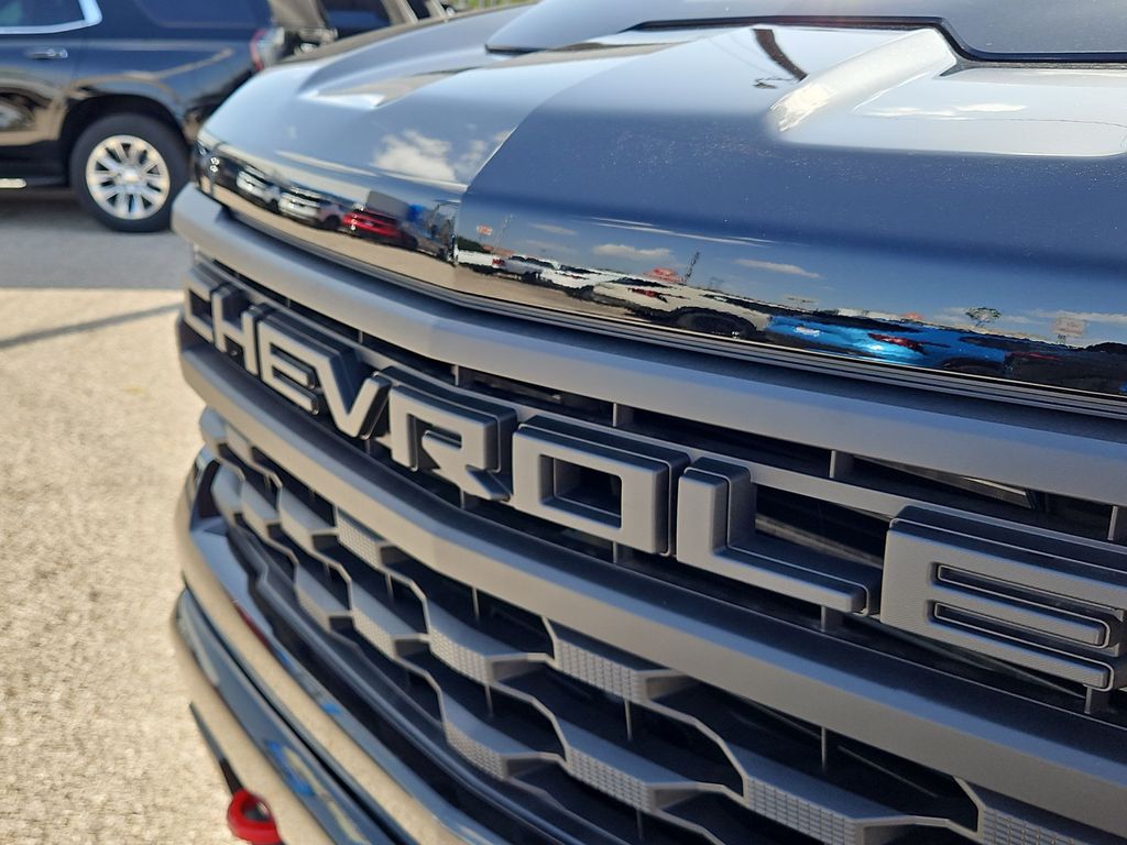 Thumbnail: 2026 Chevrolet Silverado 1500 - 21
