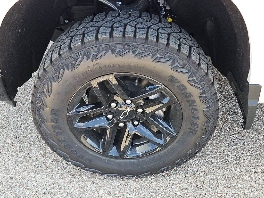 2026 Chevrolet Silverado 1500 Custom Trail Boss - Photo 8