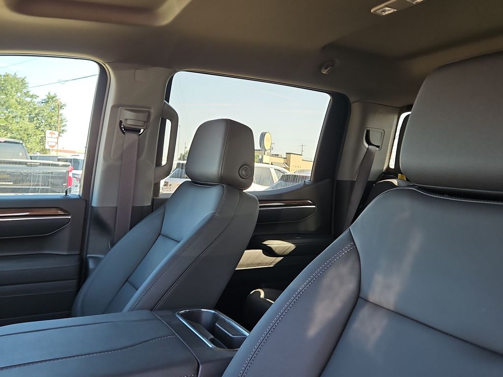 Thumbnail: 2026 Chevrolet Silverado 1500 - 10