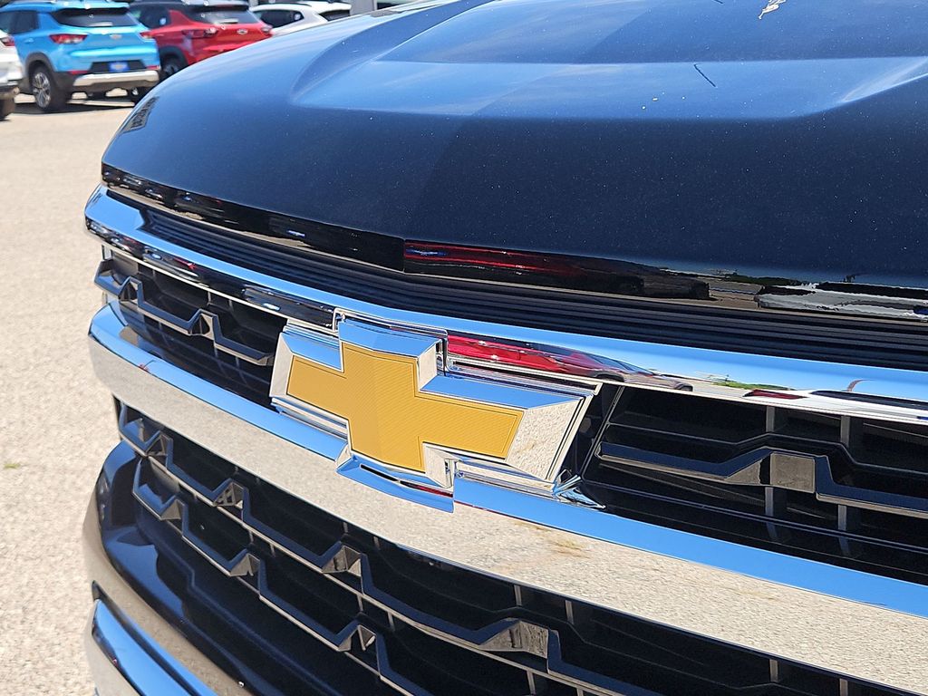Thumbnail: 2026 Chevrolet Silverado 1500 - 21
