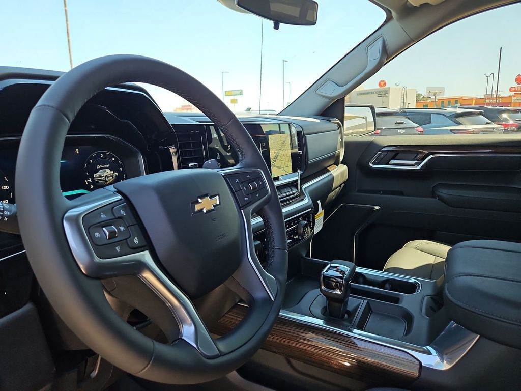 Thumbnail: 2026 Chevrolet Silverado 1500 - 2