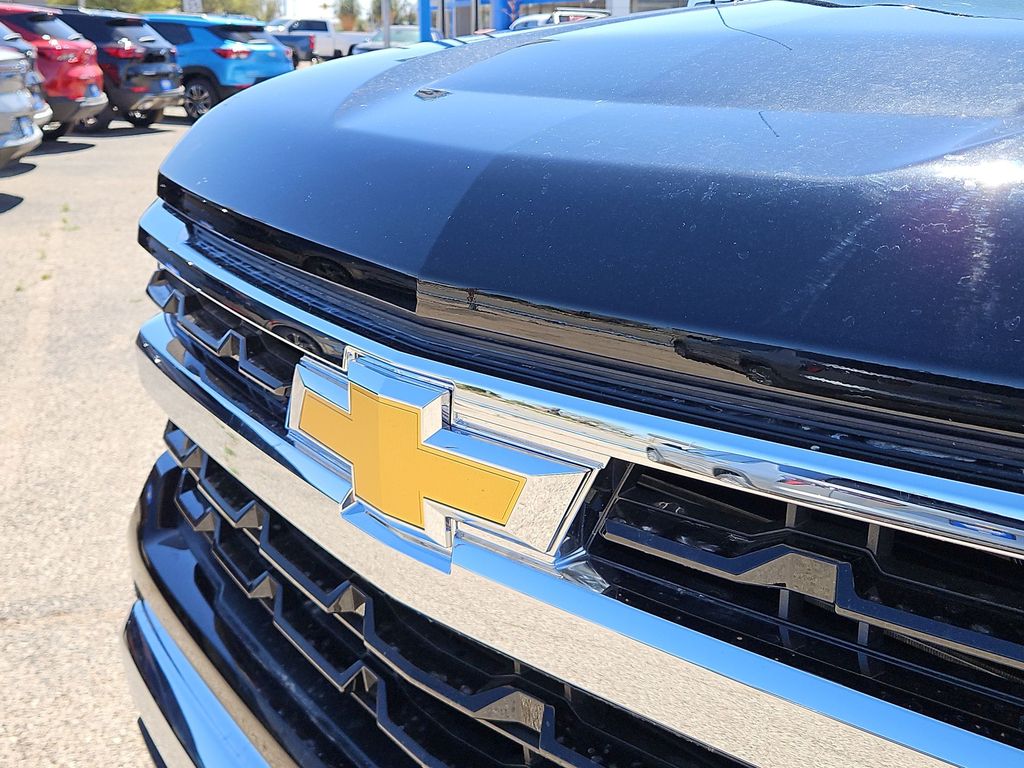 Thumbnail: 2026 Chevrolet Silverado 1500 - 7