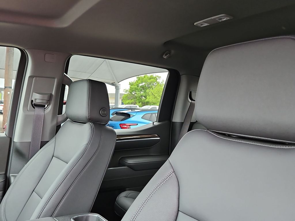 Thumbnail: 2026 Chevrolet Silverado 1500 - 10