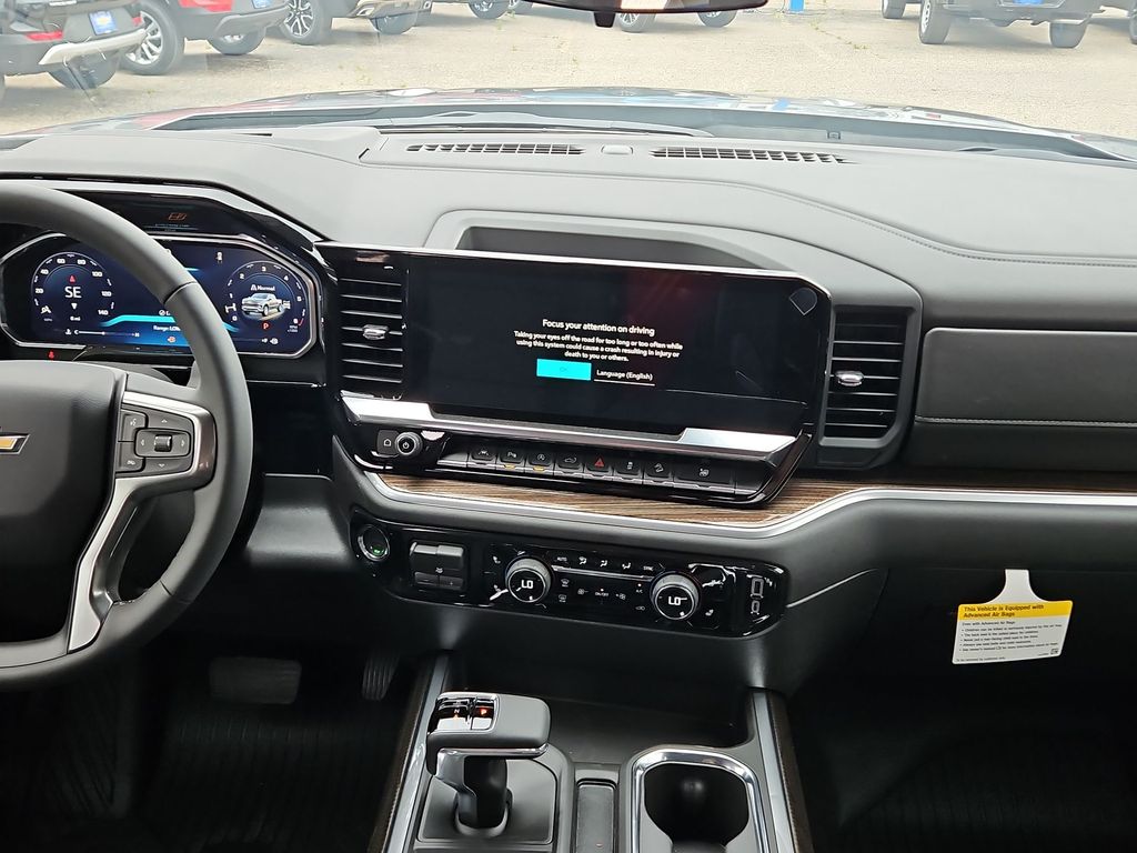 Thumbnail: 2026 Chevrolet Silverado 1500 - 13
