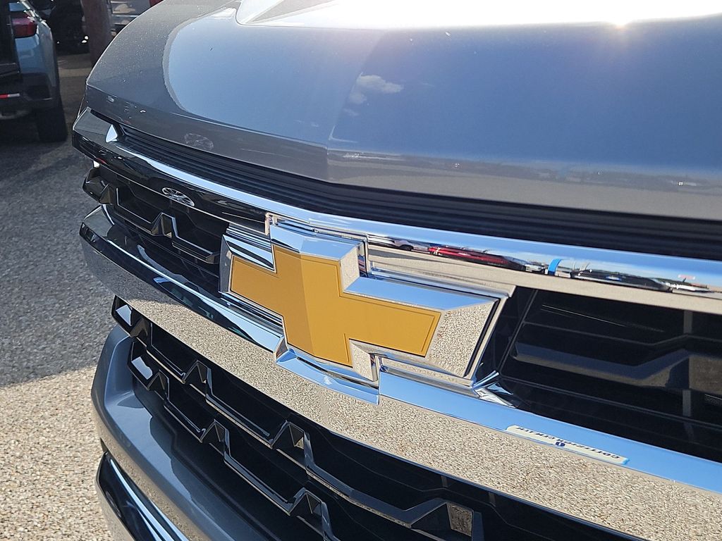 Thumbnail: 2026 Chevrolet Silverado 1500 - 20