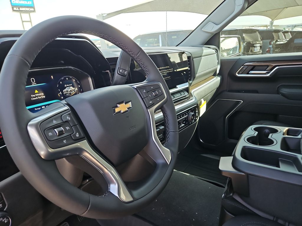 Thumbnail: 2026 Chevrolet Silverado 1500 - 2