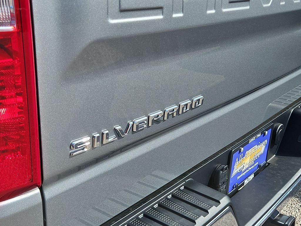 Thumbnail: 2026 Chevrolet Silverado 1500 - 7