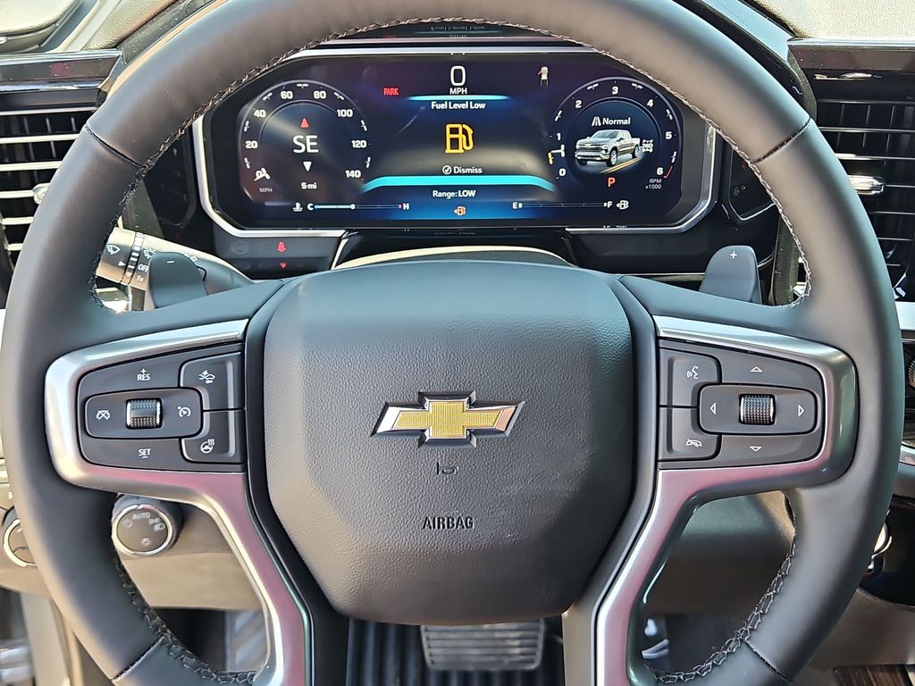 Thumbnail: 2026 Chevrolet Silverado 1500 - 24