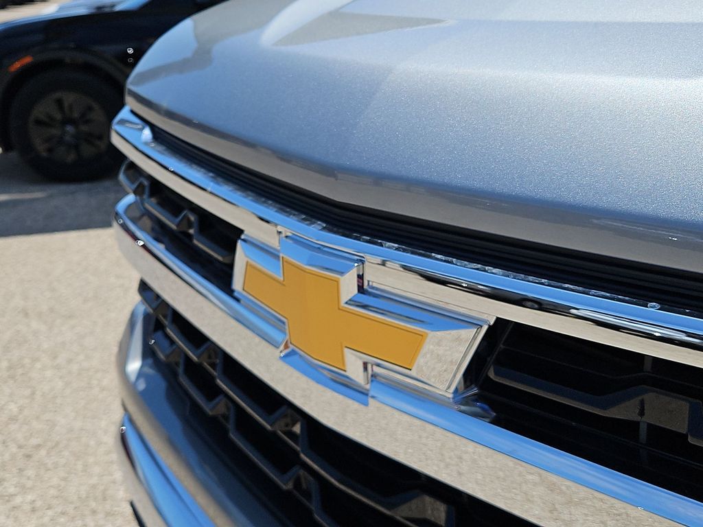 Thumbnail: 2026 Chevrolet Silverado 1500 - 22