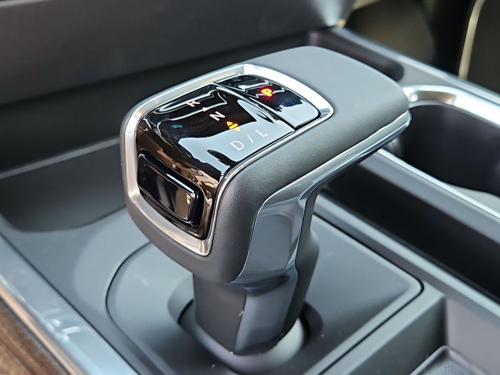 Thumbnail: 2026 Chevrolet Silverado 1500 - 24