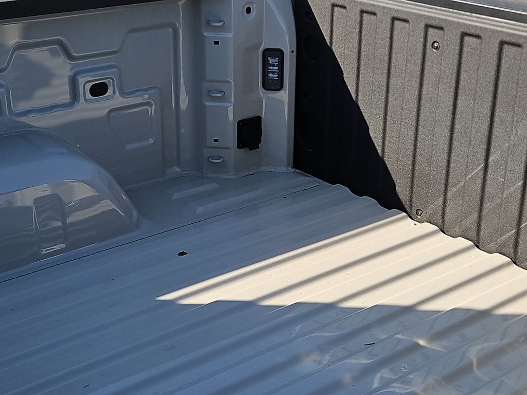 Thumbnail: 2026 Chevrolet Silverado 1500 - 14