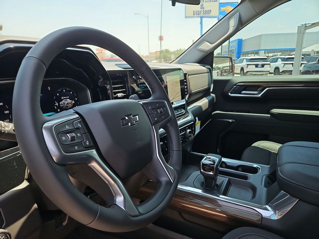 Thumbnail: 2026 Chevrolet Silverado 1500 - 2