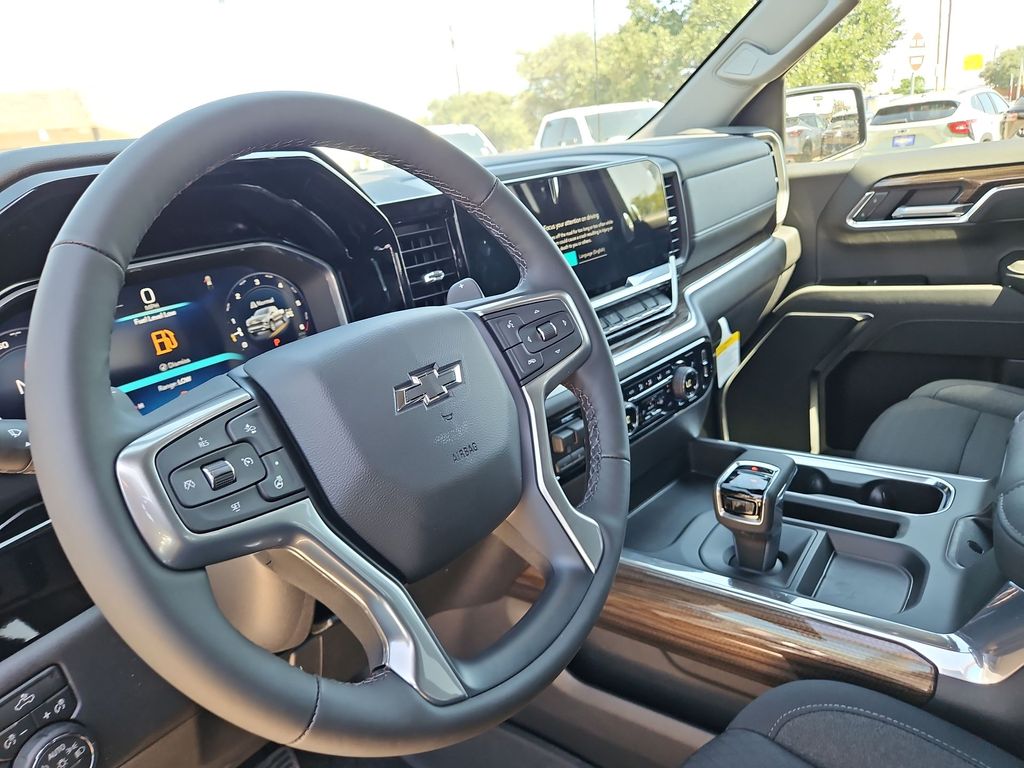 Thumbnail: 2026 Chevrolet Silverado 1500 - 2