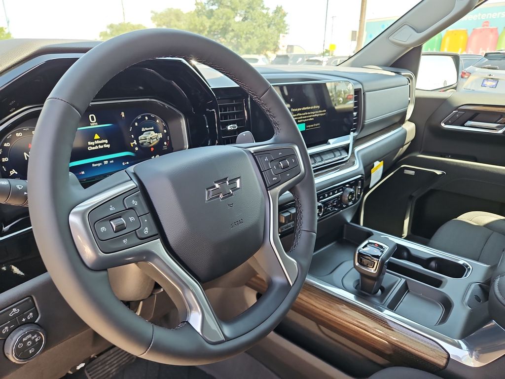 Thumbnail: 2026 Chevrolet Silverado 1500 - 2