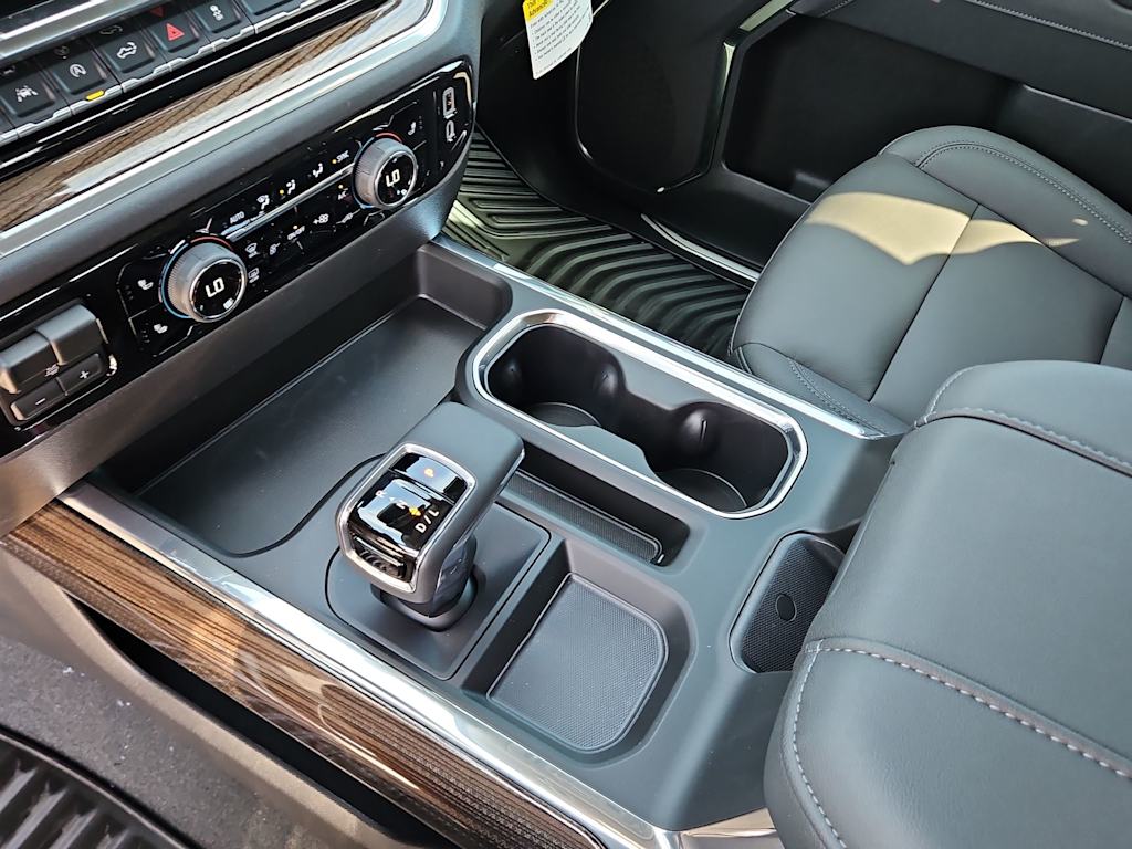 Thumbnail: 2026 Chevrolet Silverado 1500 - 14