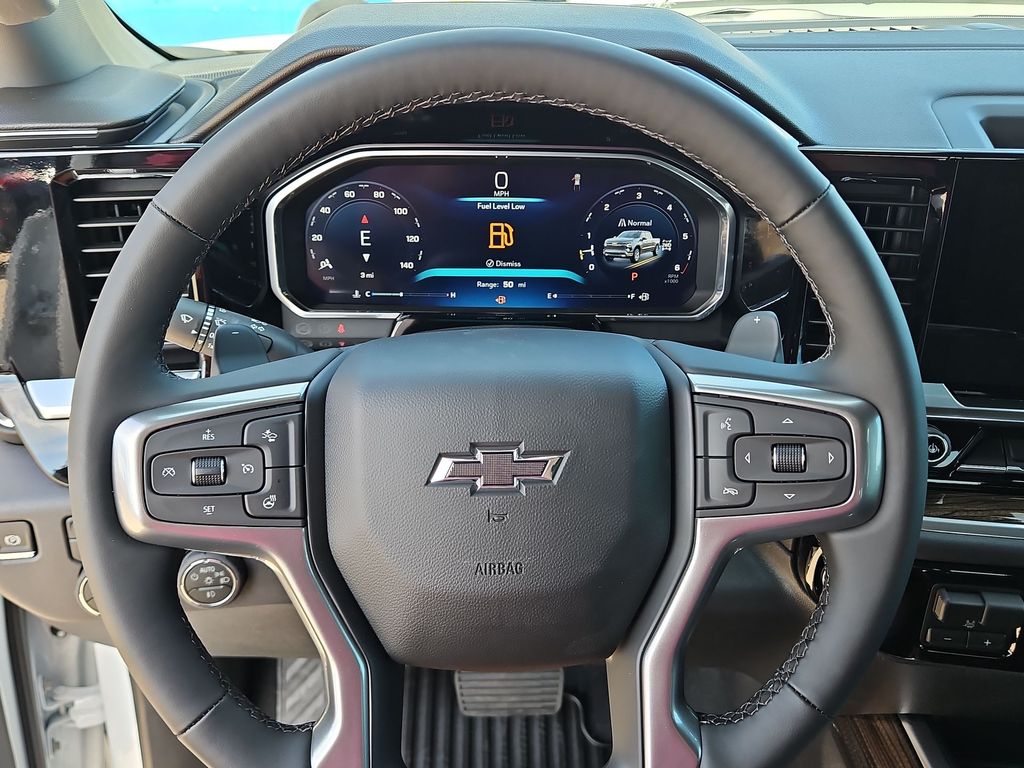 Thumbnail: 2026 Chevrolet Silverado 1500 - 9