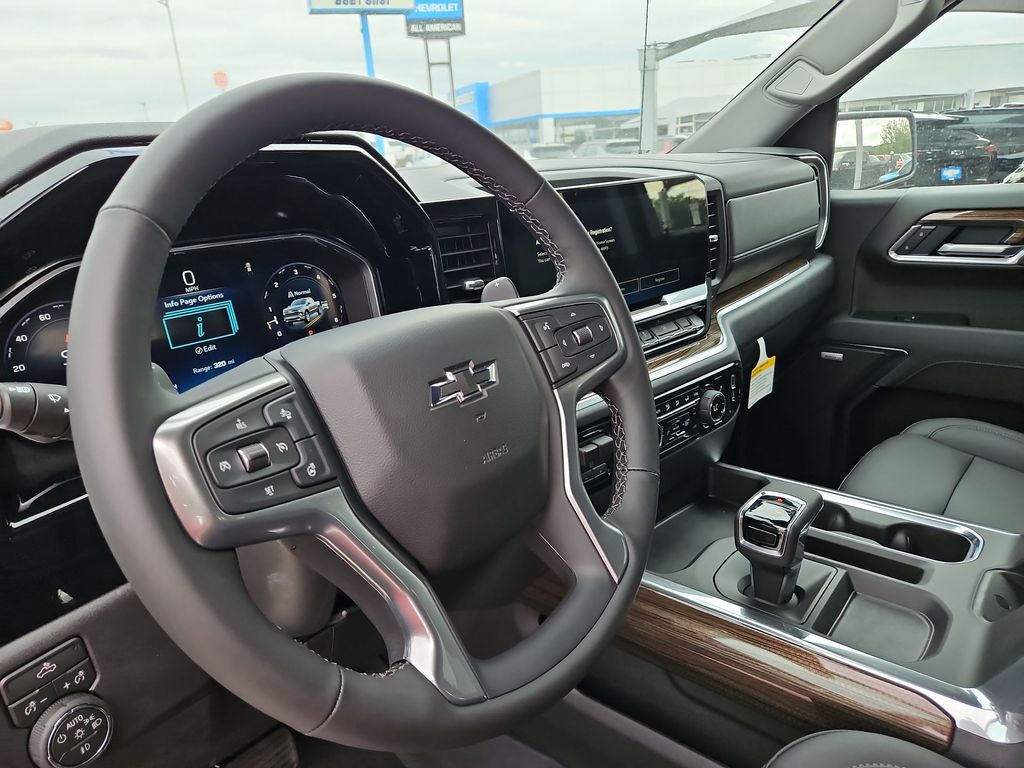 Thumbnail: 2026 Chevrolet Silverado 1500 - 2
