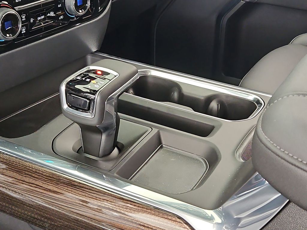 Thumbnail: 2026 Chevrolet Silverado 1500 - 11