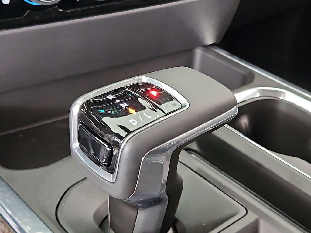 Thumbnail: 2026 Chevrolet Silverado 1500 - 24