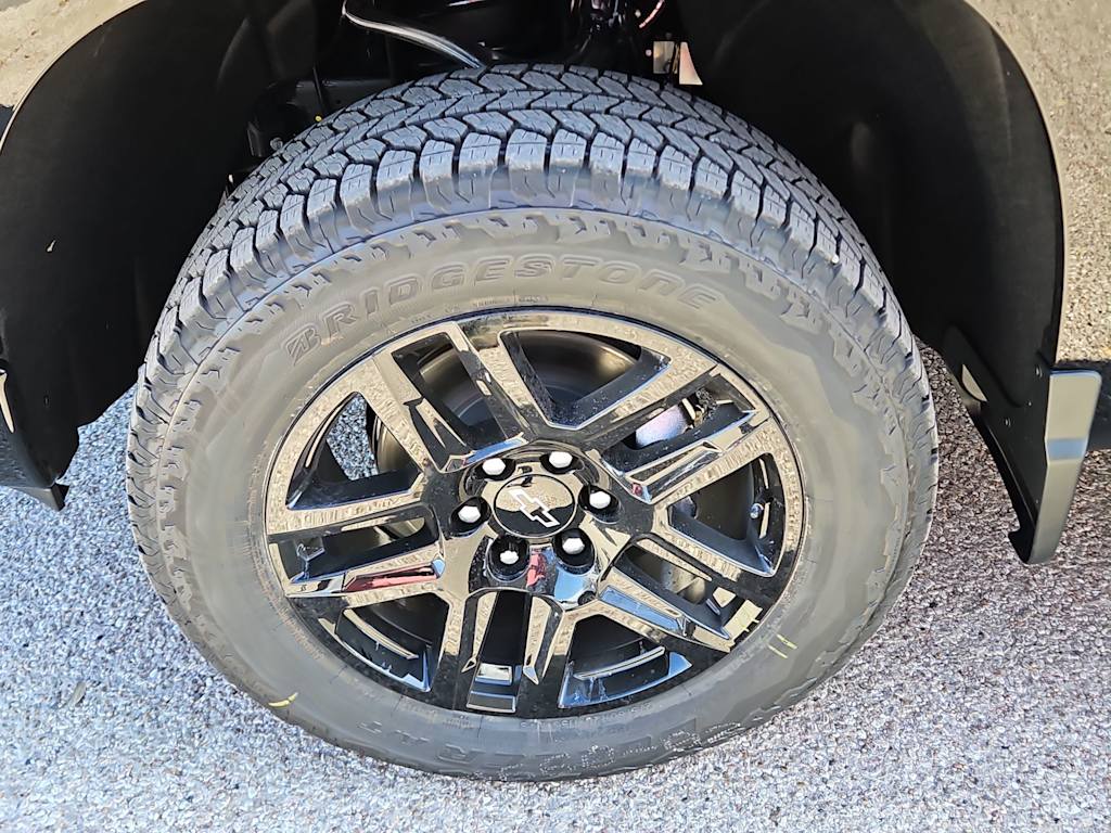 Thumbnail: 2026 Chevrolet Silverado 1500 - 8