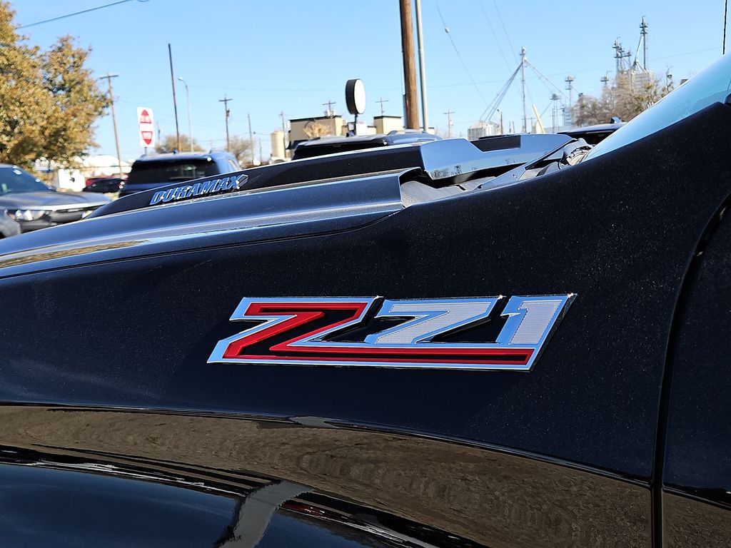 Thumbnail: 2026 Chevrolet Silverado 1500 - 7