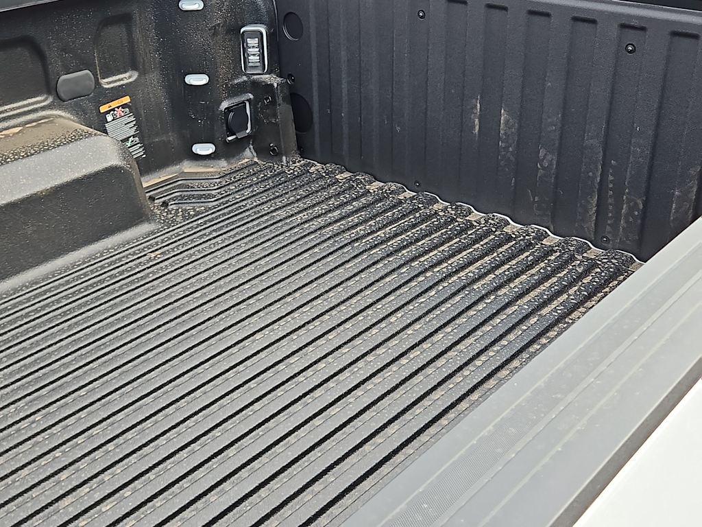 Thumbnail: 2026 Chevrolet Silverado 1500 - 13