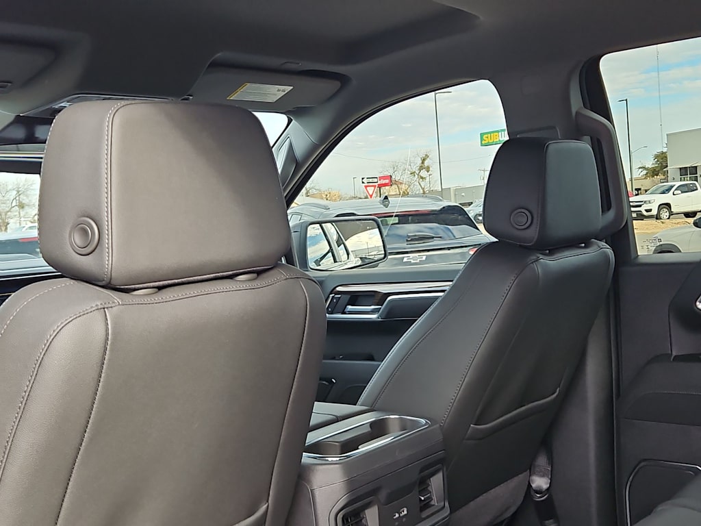 Thumbnail: 2026 Chevrolet Silverado 1500 - 10