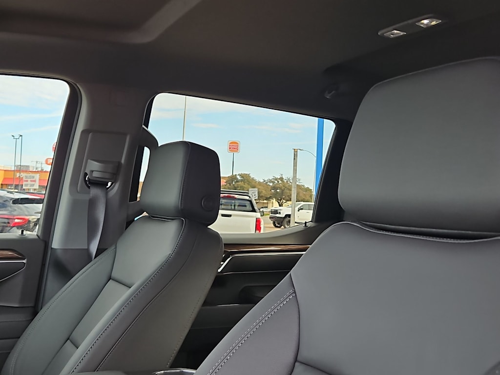Thumbnail: 2026 Chevrolet Silverado 1500 - 20