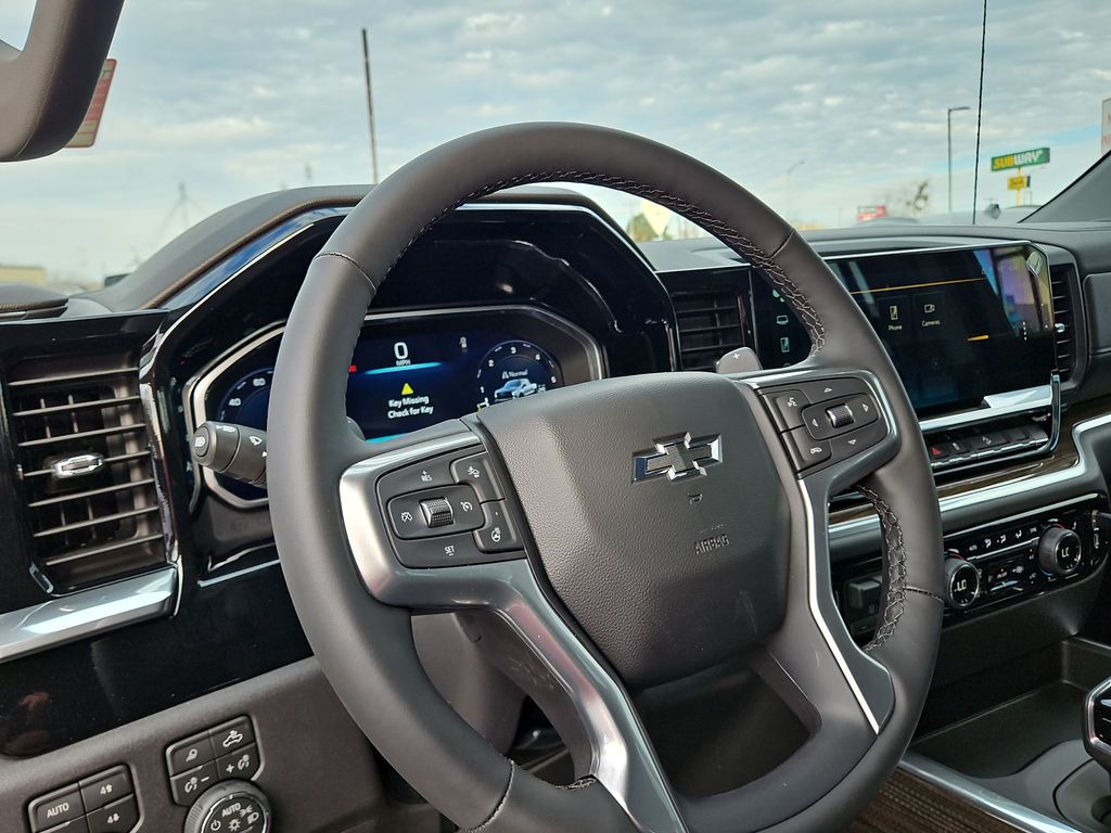 Thumbnail: 2026 Chevrolet Silverado 1500 - 2