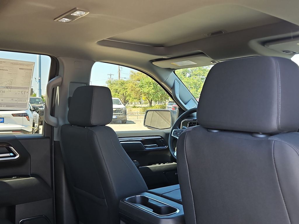 Thumbnail: 2026 Chevrolet Silverado 1500 - 11