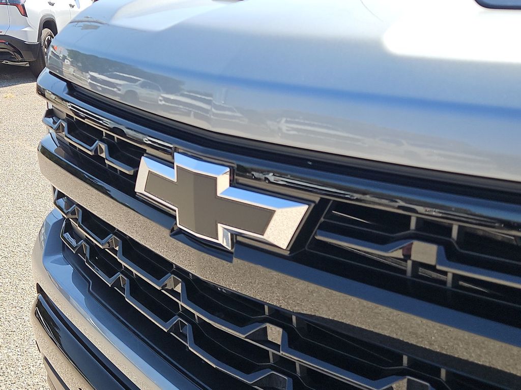 Thumbnail: 2026 Chevrolet Silverado 1500 - 22