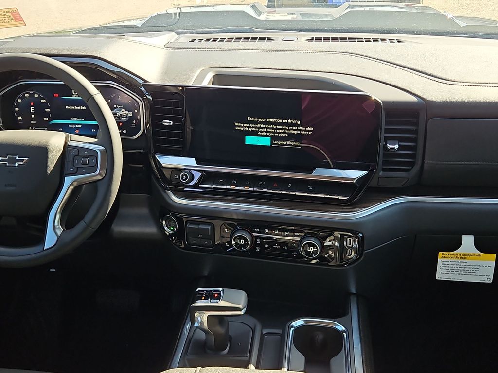 Thumbnail: 2026 Chevrolet Silverado 1500 - 9