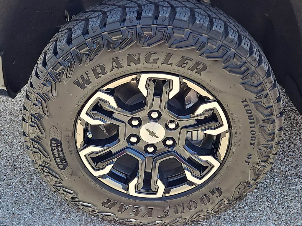 Thumbnail: 2026 Chevrolet Silverado 1500 - 8